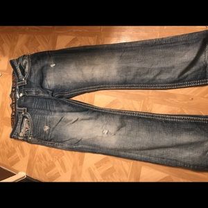 BRAND NEW ROCK REVIVAL JEANS